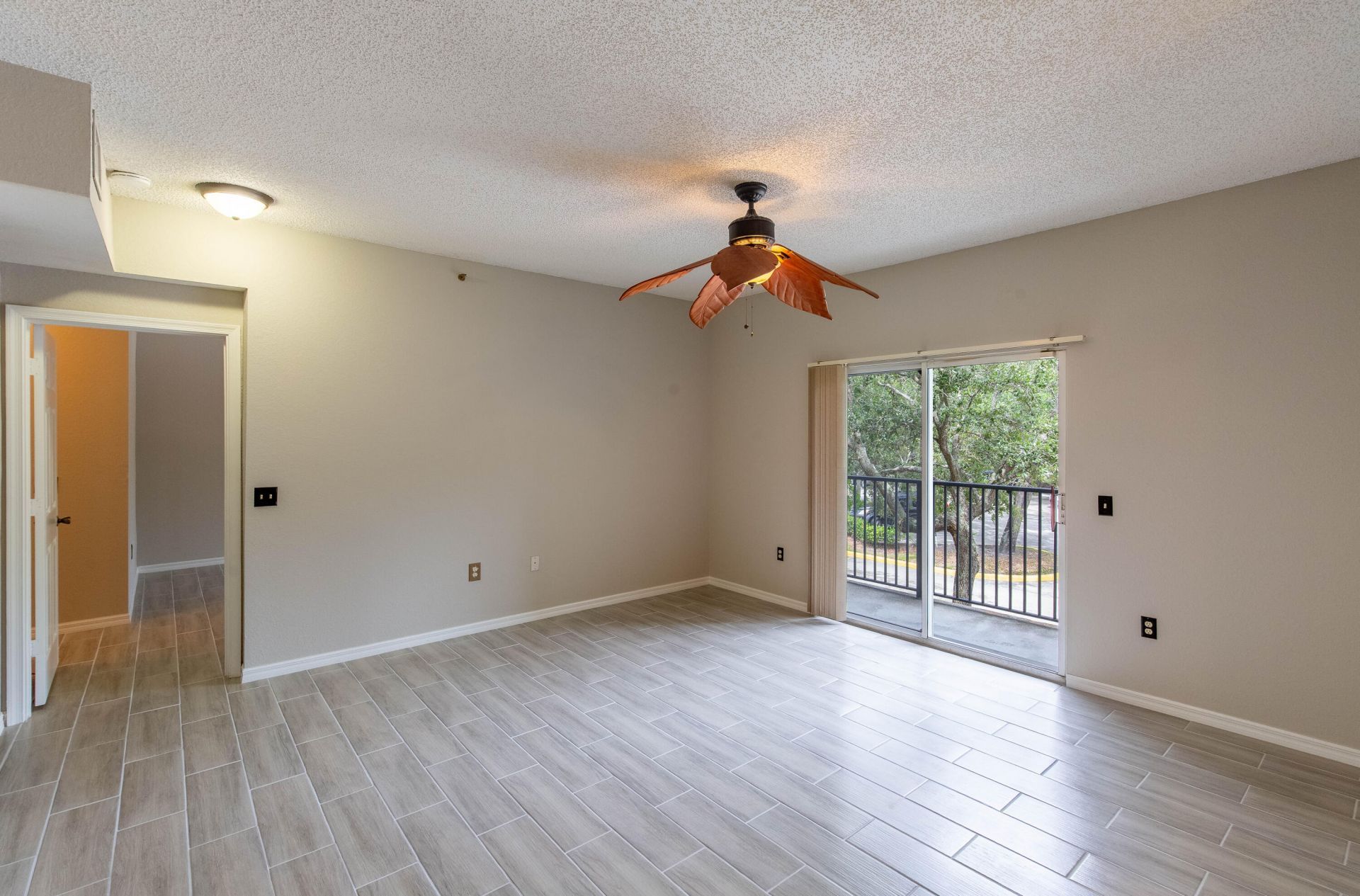 350 Crestwood Circle, Unit 203, Royal Palm Beach, FL 33411 Photo