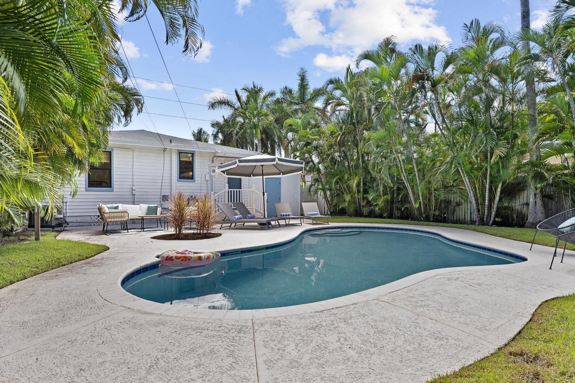 721 Dobbins Street, West Palm Beach, FL 33405 Photo
