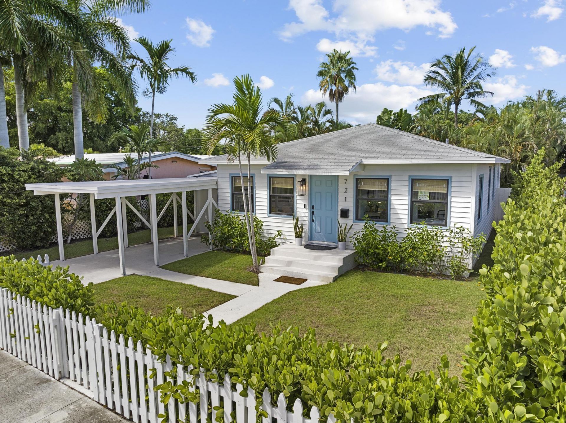721 Dobbins Street, West Palm Beach, FL 33405 Photo