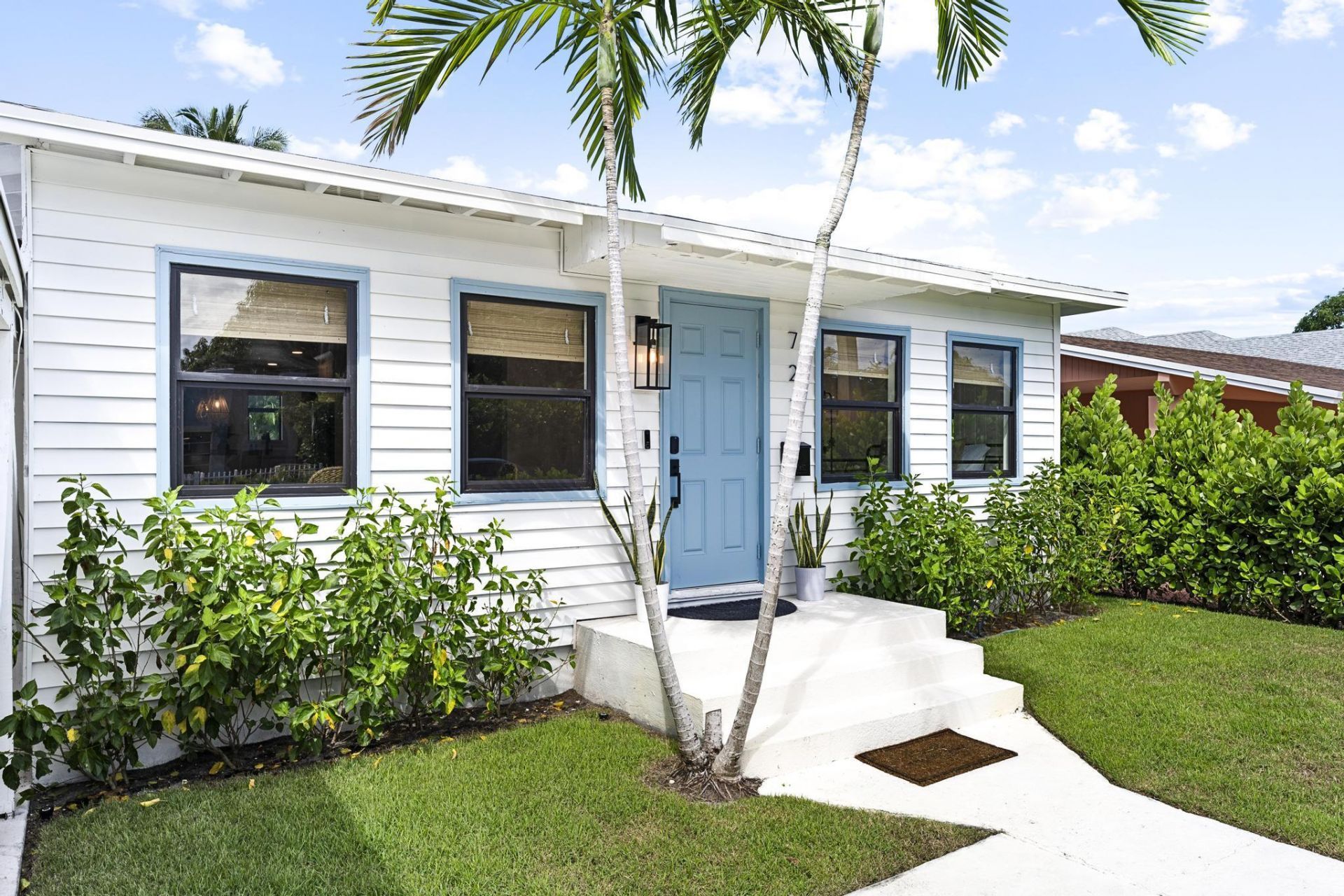 721 Dobbins Street, West Palm Beach, FL 33405 Photo