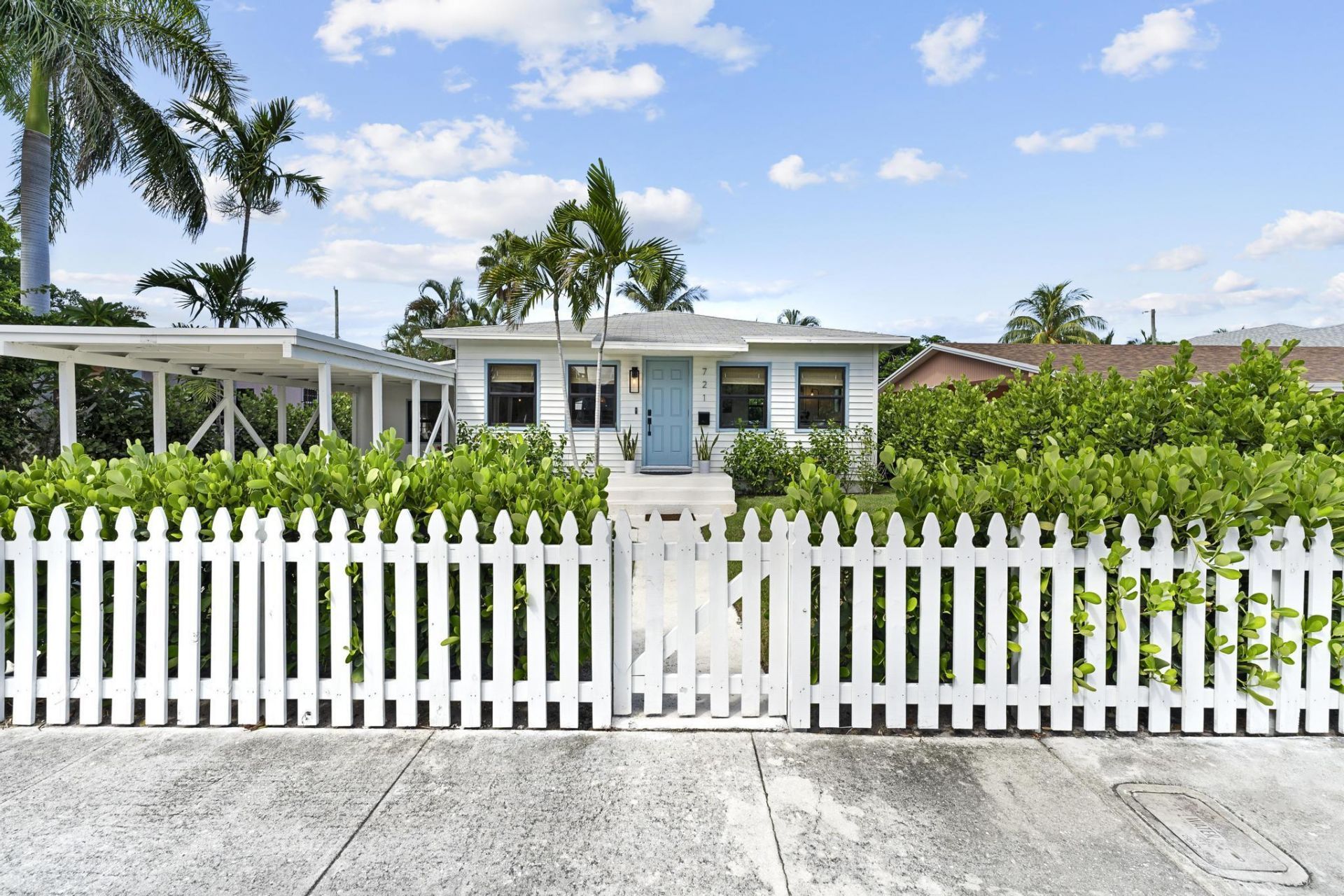 721 Dobbins Street, West Palm Beach, FL 33405 Photo