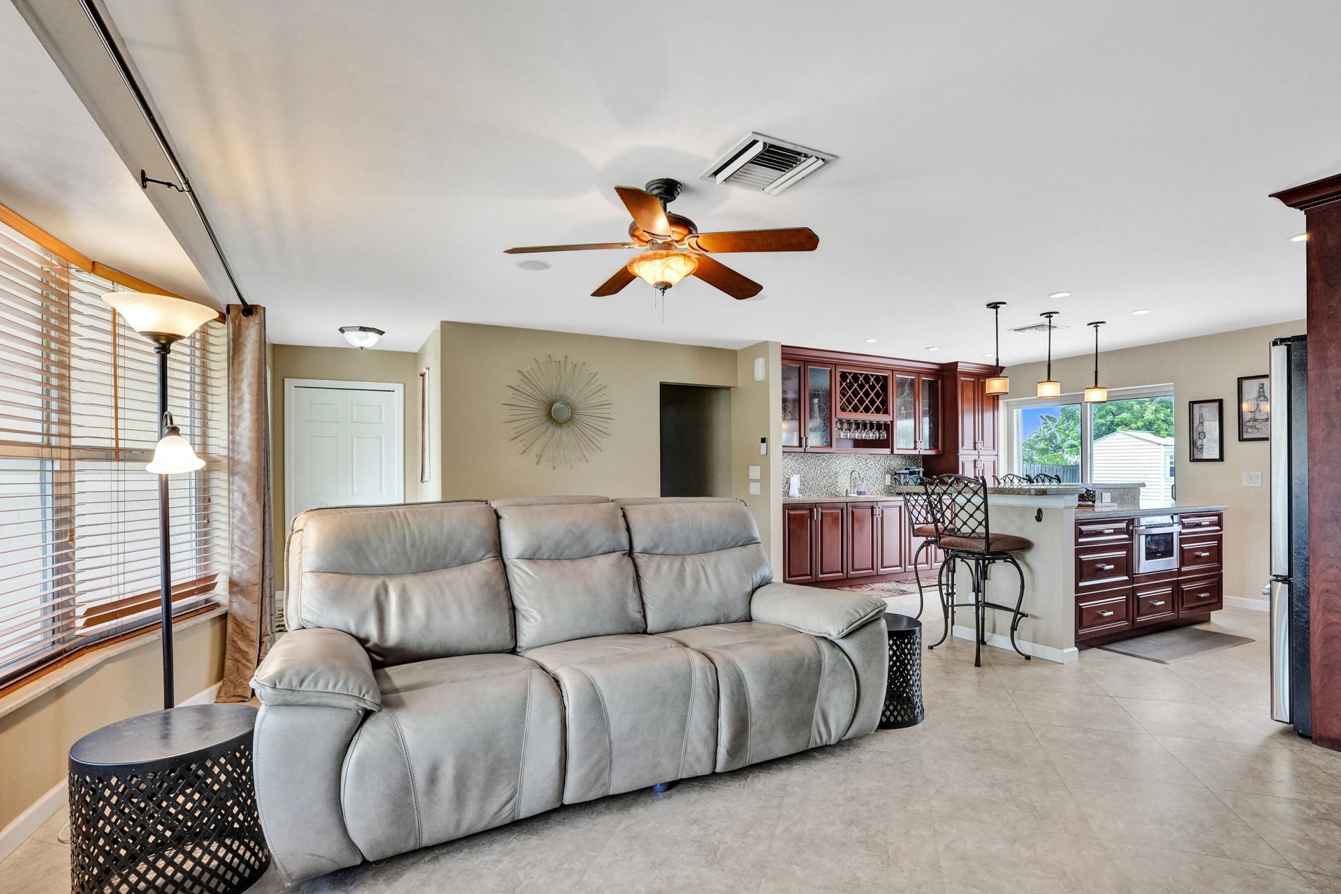 80 SE 10th Street, Pompano Beach, FL 33060 Photo