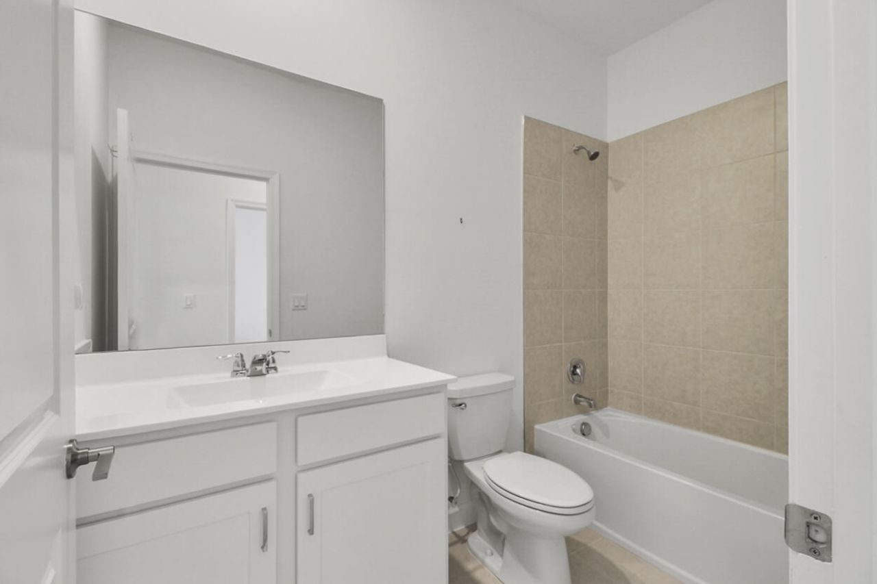640 SE Lake Falls Street, Unit 640, Port Saint Lucie, FL 34984 Photo