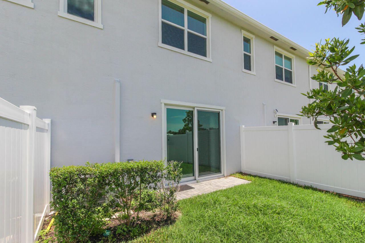 640 SE Lake Falls Street, Unit 640, Port Saint Lucie, FL 34984 Photo