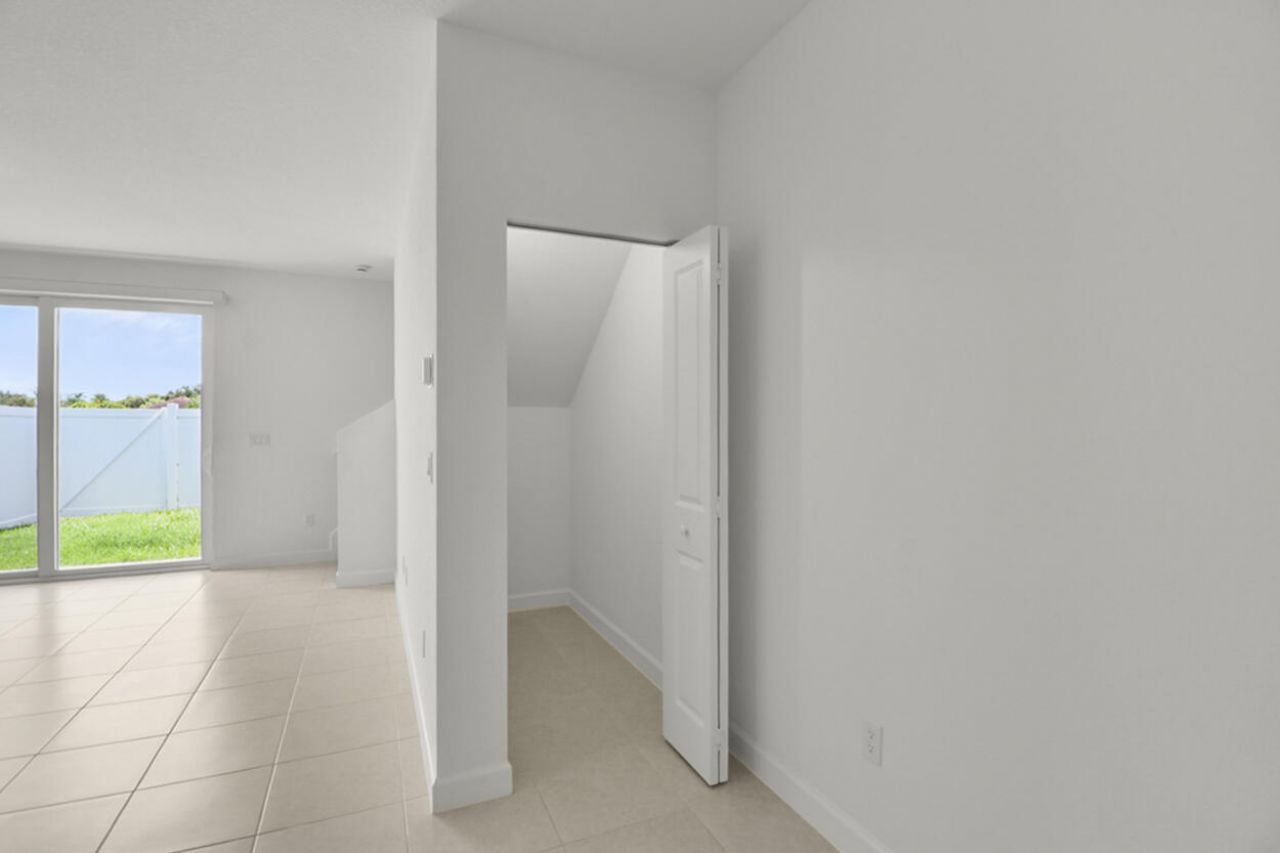 640 SE Lake Falls Street, Unit 640, Port Saint Lucie, FL 34984 Photo