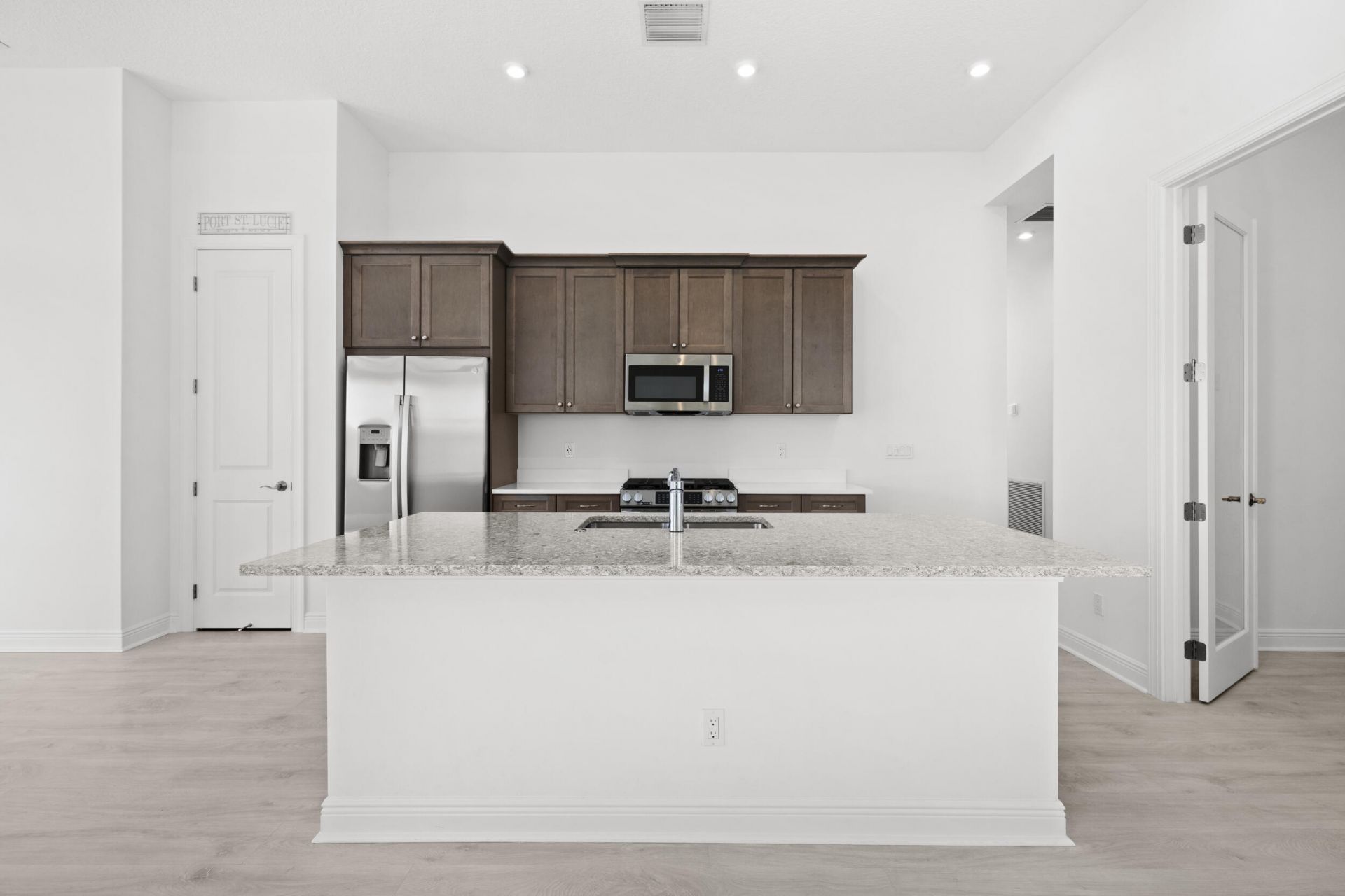 199 SE Via Sangro, Port Saint Lucie, FL 34952 Photo
