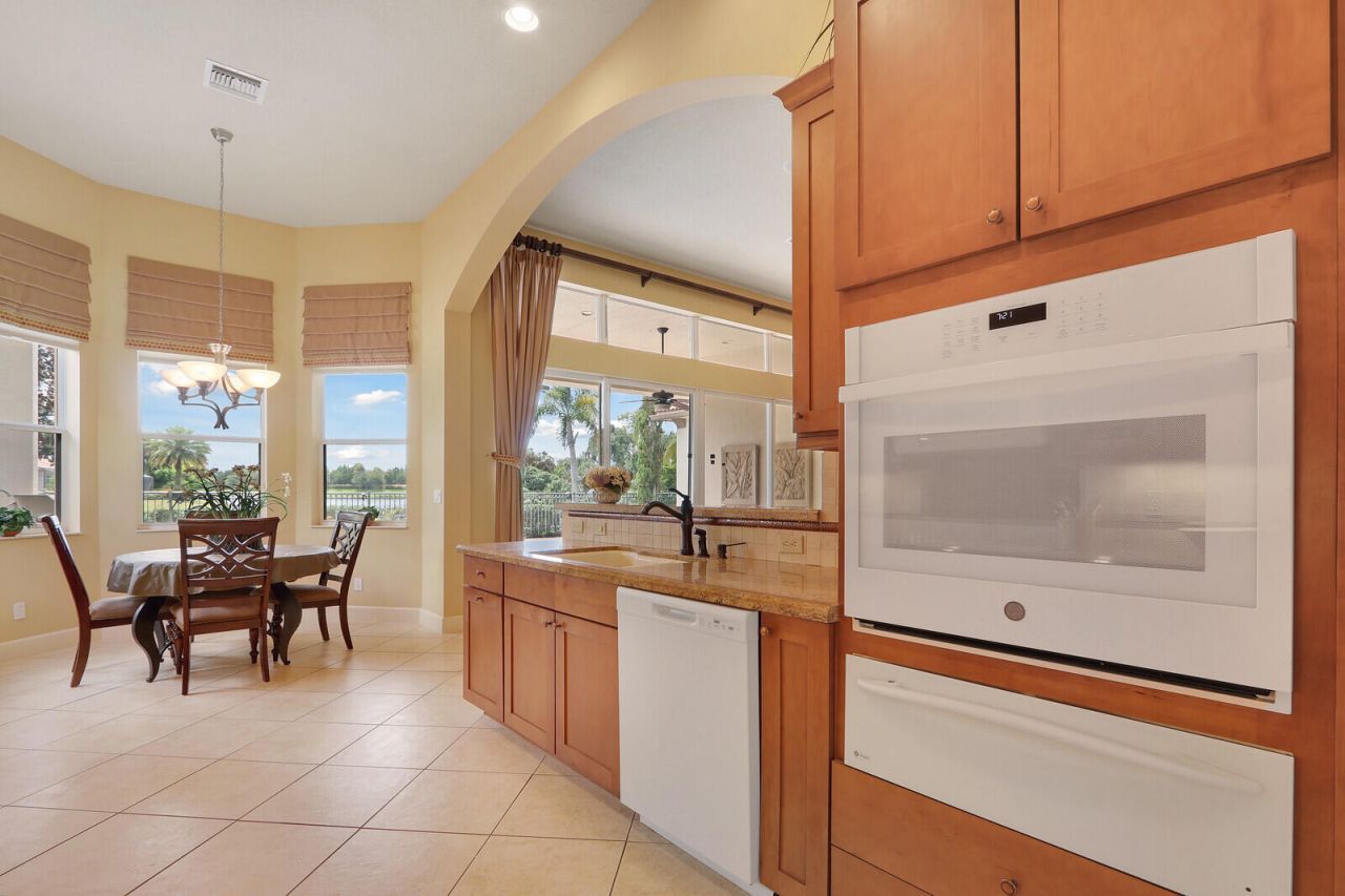 9885 SW Torriente Lane, Port Saint Lucie, FL 34986 Photo