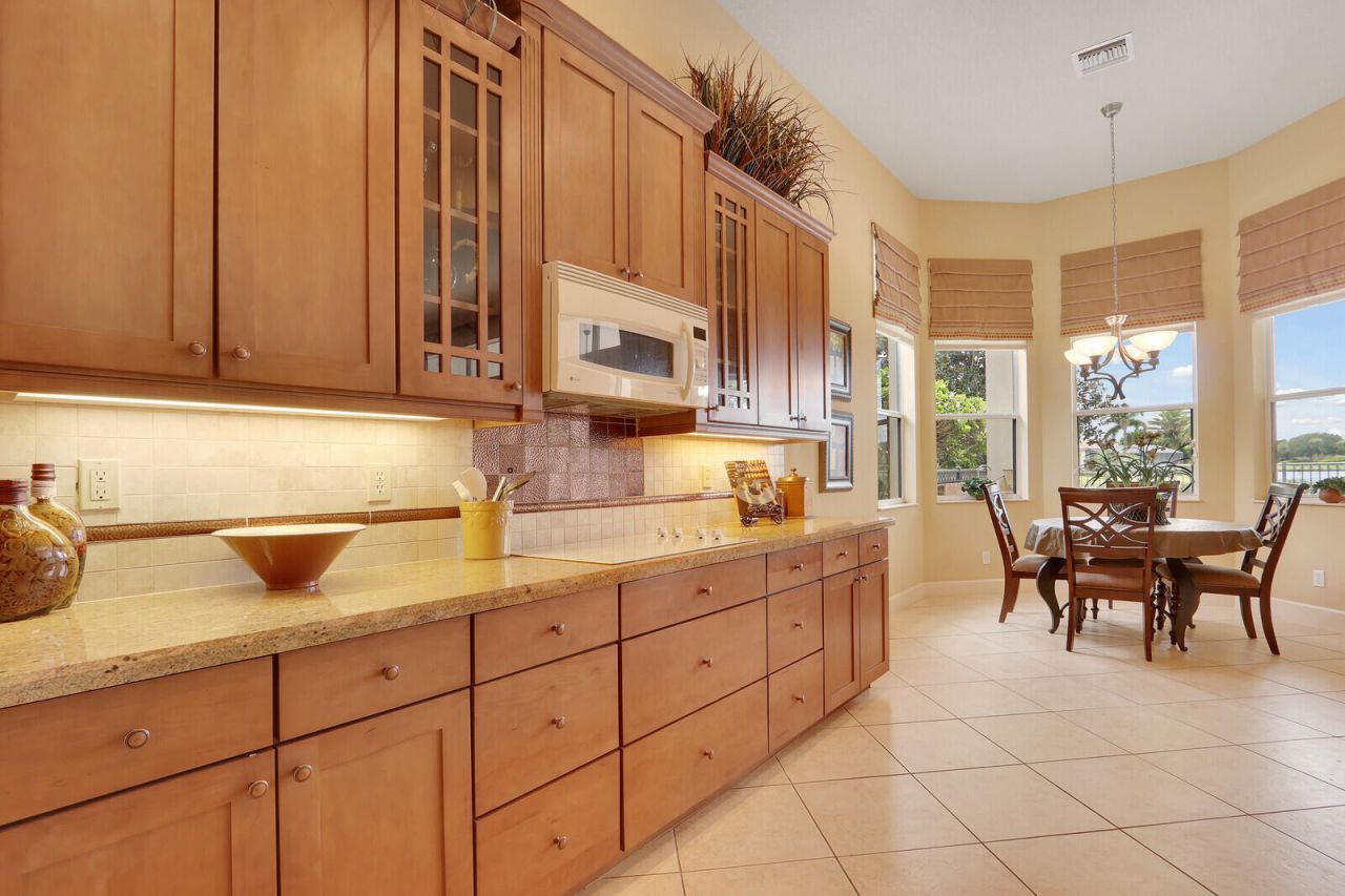 9885 SW Torriente Lane, Port Saint Lucie, FL 34986 Photo
