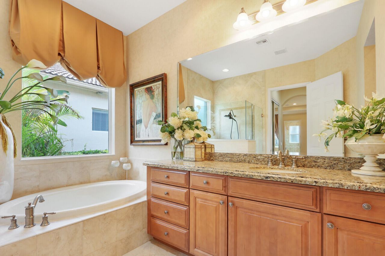 9885 SW Torriente Lane, Port Saint Lucie, FL 34986 Photo