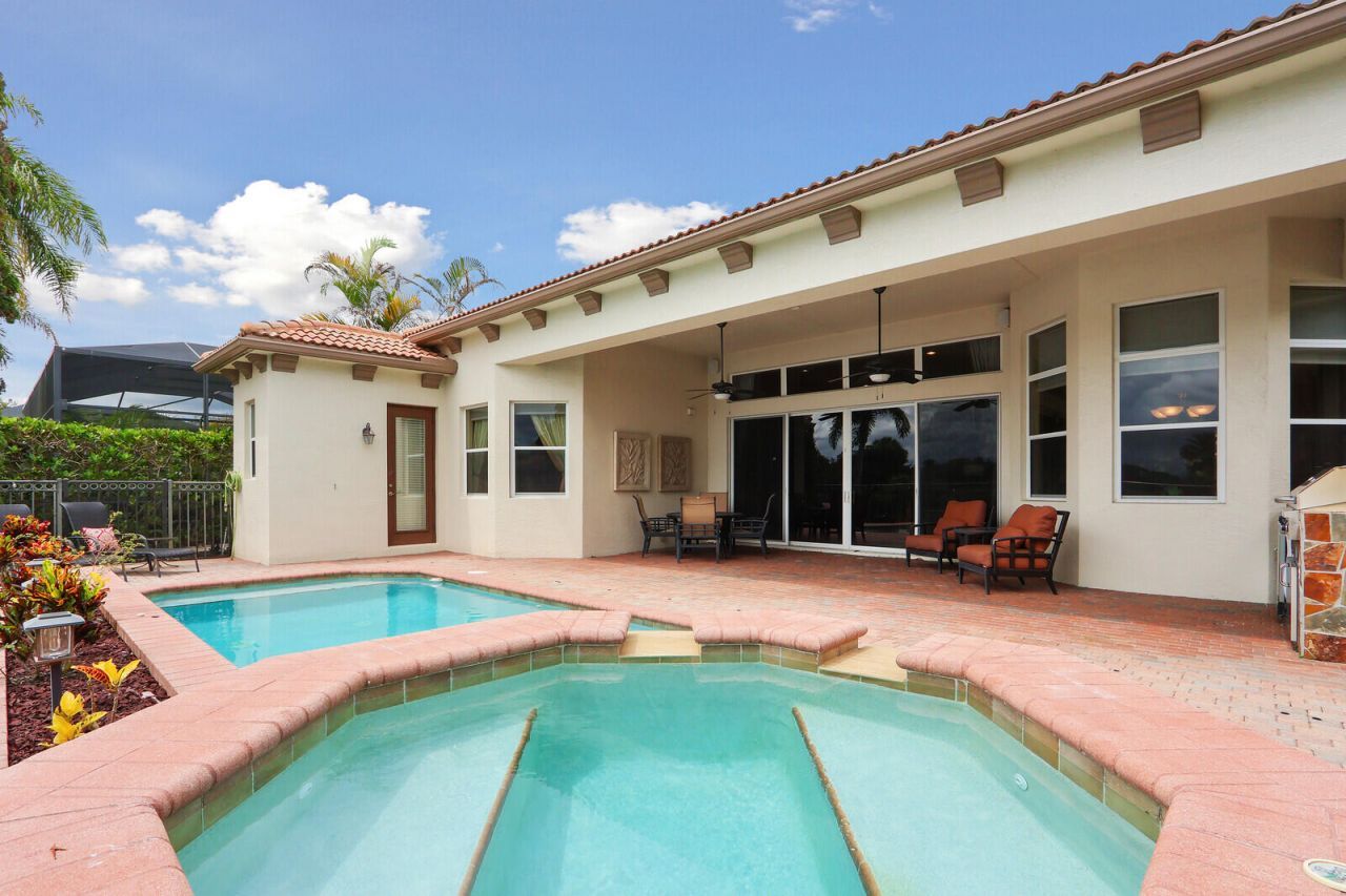 9885 SW Torriente Lane, Port Saint Lucie, FL 34986 Photo