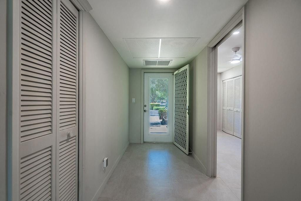 3175 NE 48th Court, Unit 105, Lighthouse Point, FL 33064 Photo