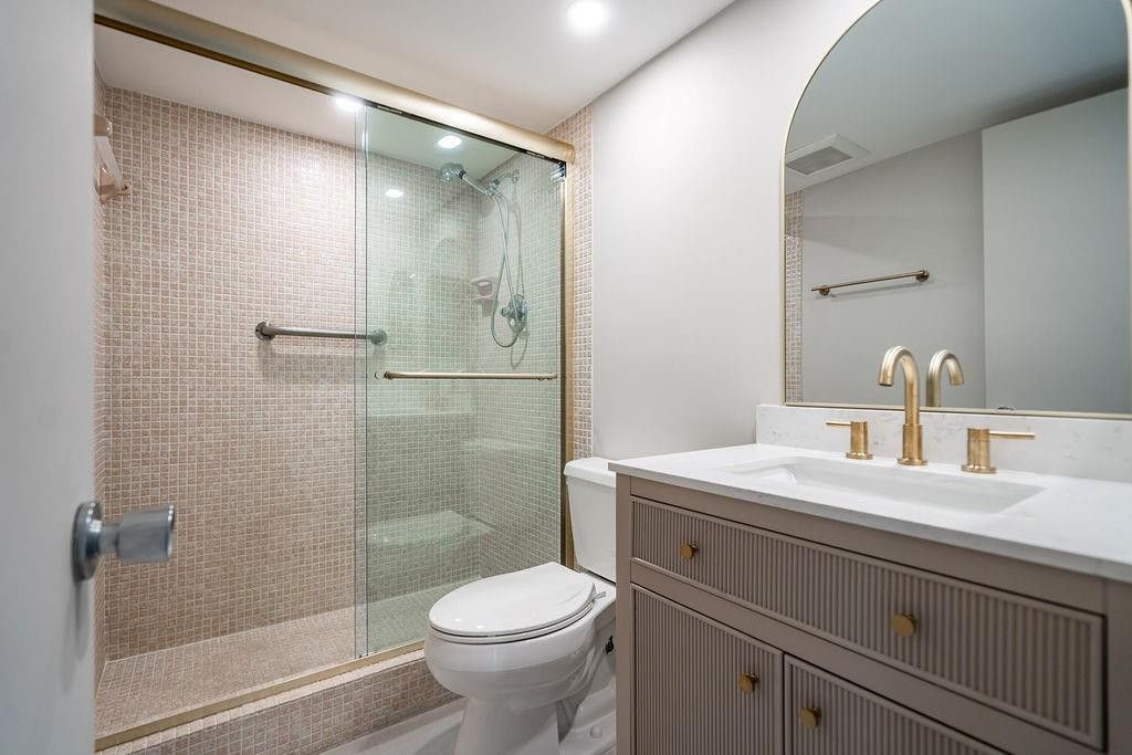 3175 NE 48th Court, Unit 105, Lighthouse Point, FL 33064 Photo