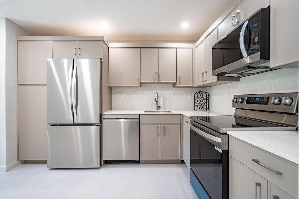 3175 NE 48th Court, Unit 105, Lighthouse Point, FL 33064 Photo