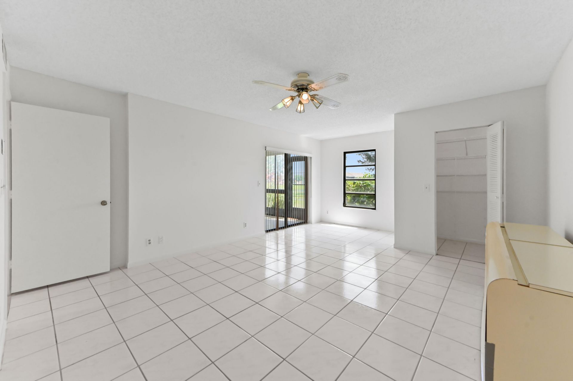 7260 Kinghurst Drive, Unit 106, Delray Beach, FL 33446 Photo