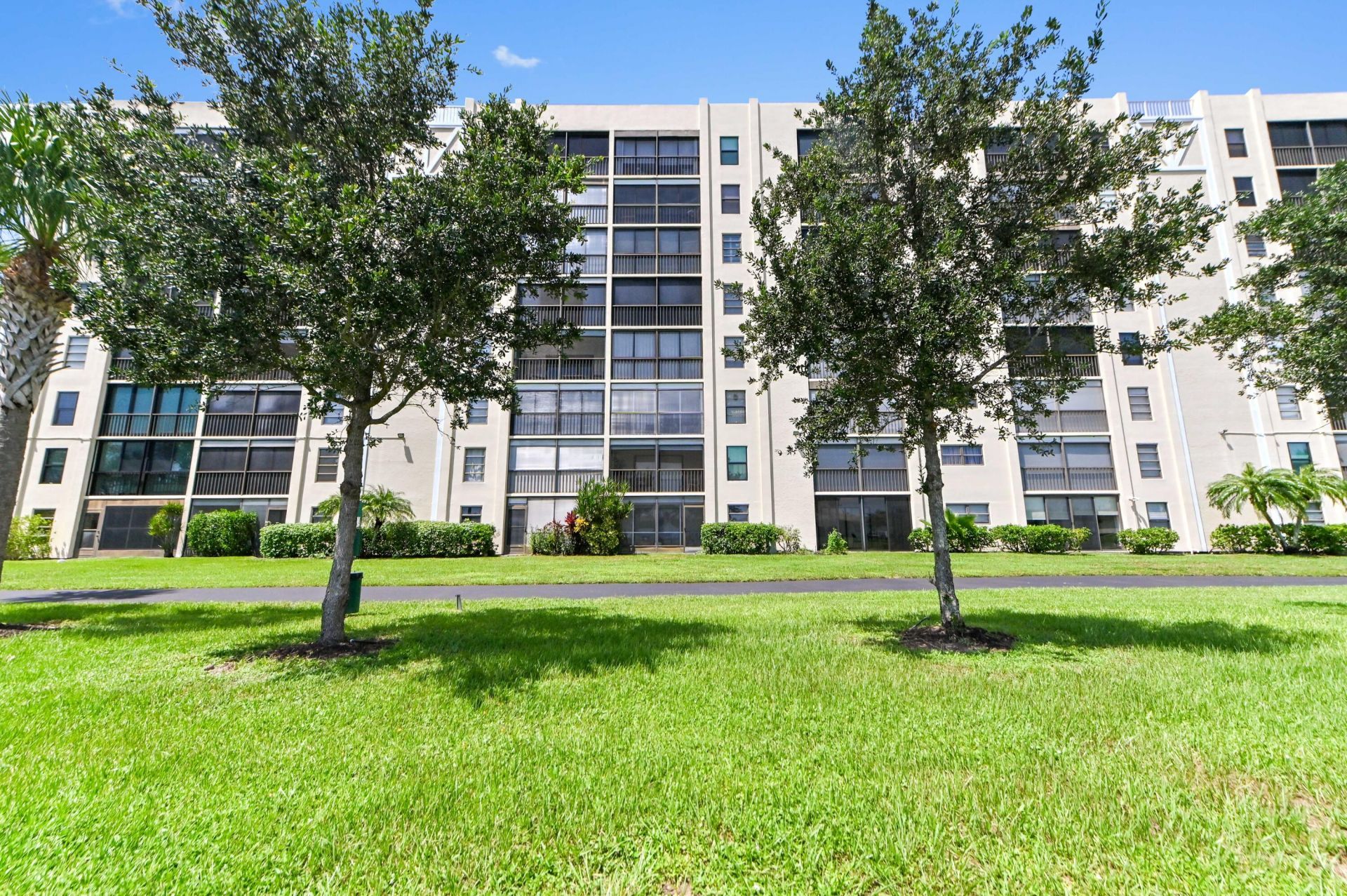 7260 Kinghurst Drive, Unit 106, Delray Beach, FL 33446 Photo