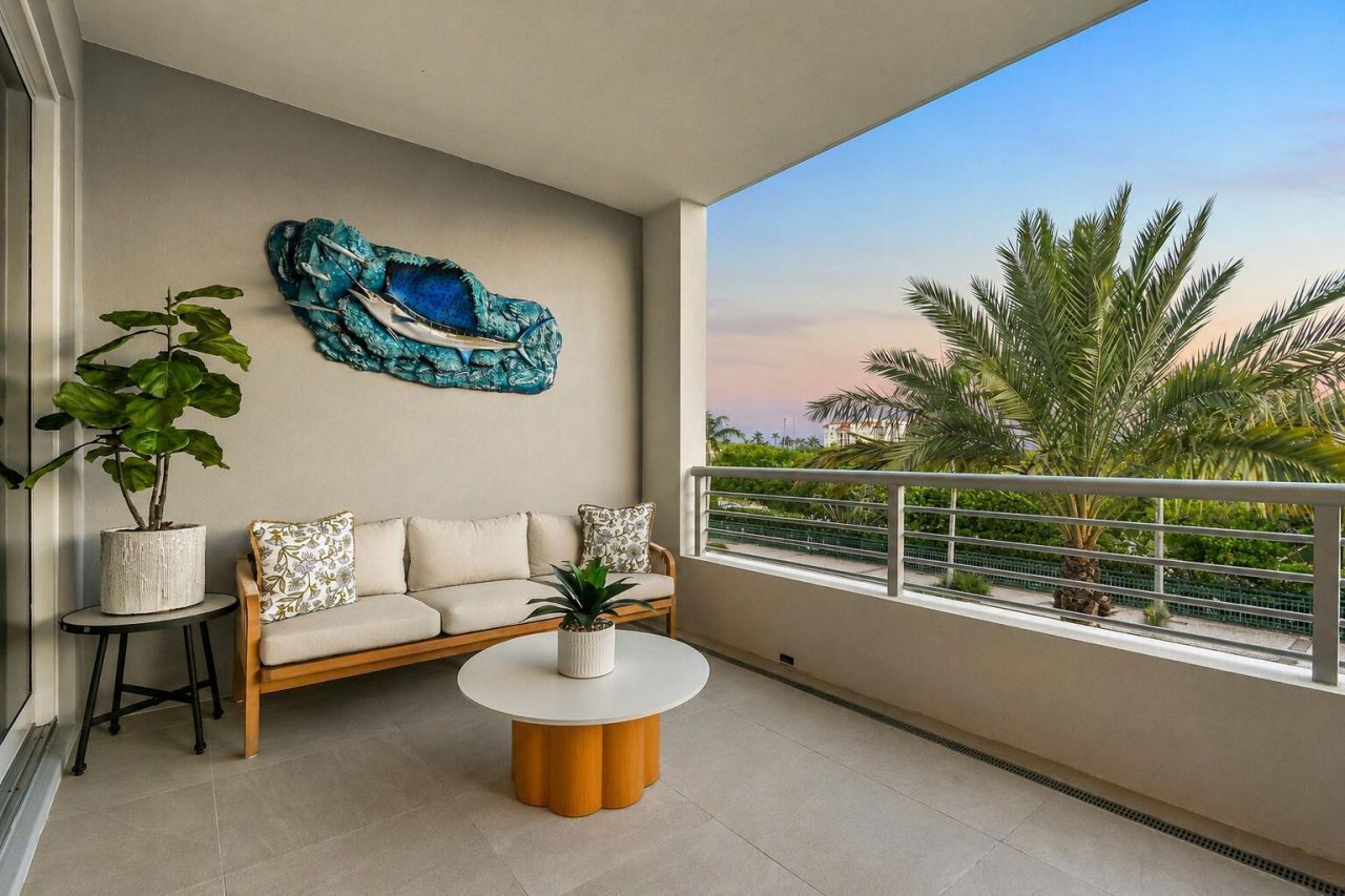 1 S Coastal Way, Unit 202, Jupiter, FL 33477 Photo