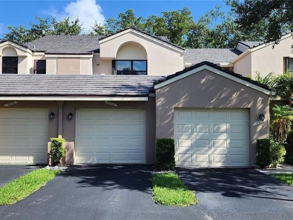 9862 NW 1ST Court, Unit 9862, Plantation, FL 33324
