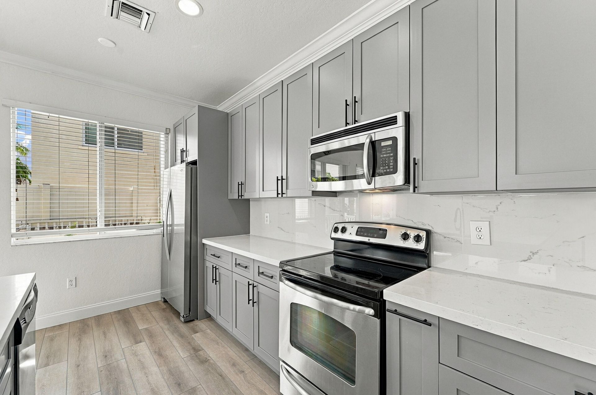 712 SE 2nd Street, Pompano Beach, FL 33060 Photo