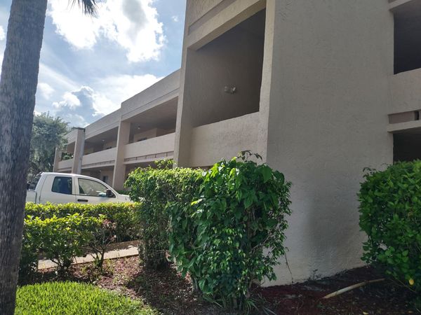 3212 STRAWFLOWER Way, Unit 207, Lake Worth, FL 33467