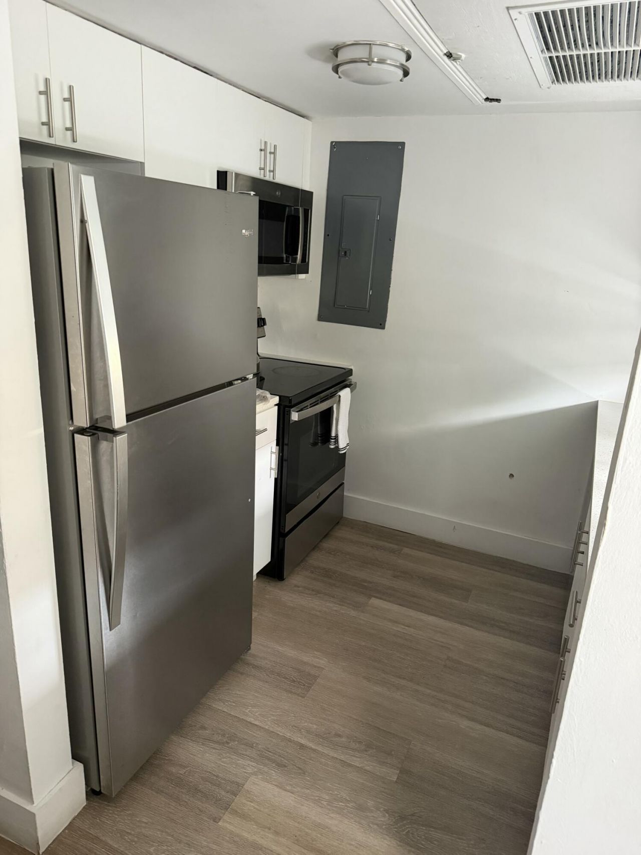 2100 NE 33rd Avenue, Unit 104, Fort Lauderdale, FL 33305 Photo