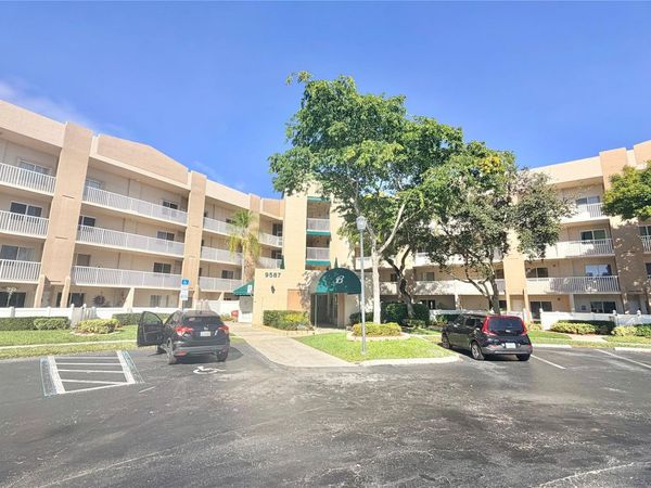9587 WELDON Circle, Unit B204, Tamarac, FL 33321
