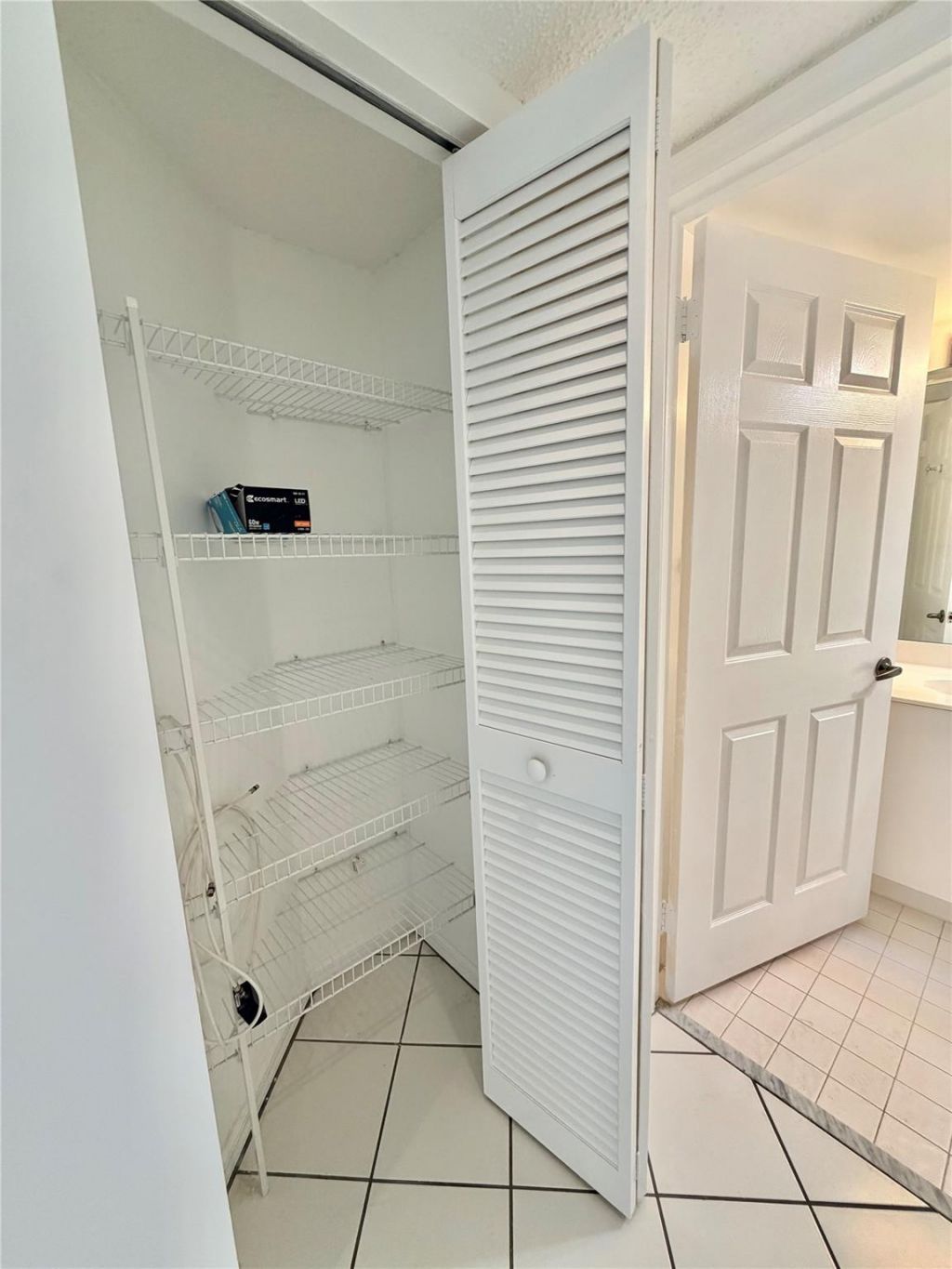 9587 Weldon Circle, Unit B204, Tamarac, FL 33321 Photo
