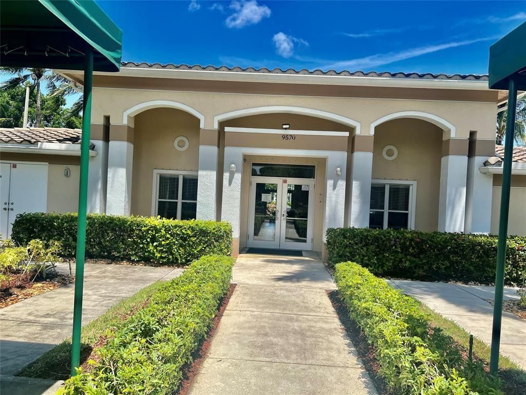 9587 Weldon Circle, Unit B204, Tamarac, FL 33321 Photo