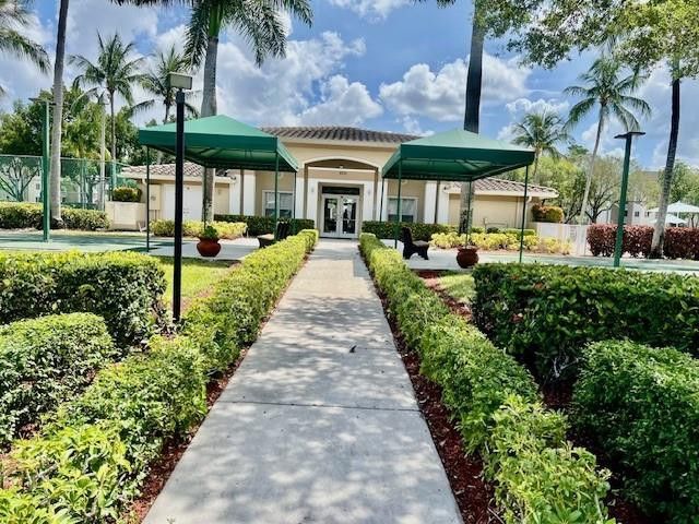 9587 Weldon Circle, Unit B204, Tamarac, FL 33321 Photo