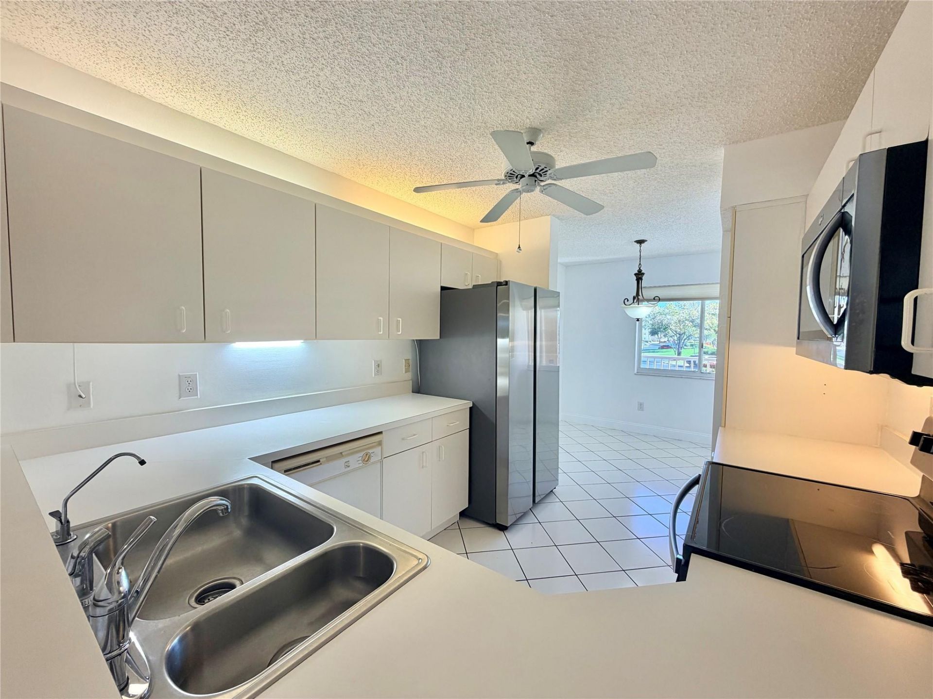 9587 Weldon Circle, Unit B204, Tamarac, FL 33321 Photo