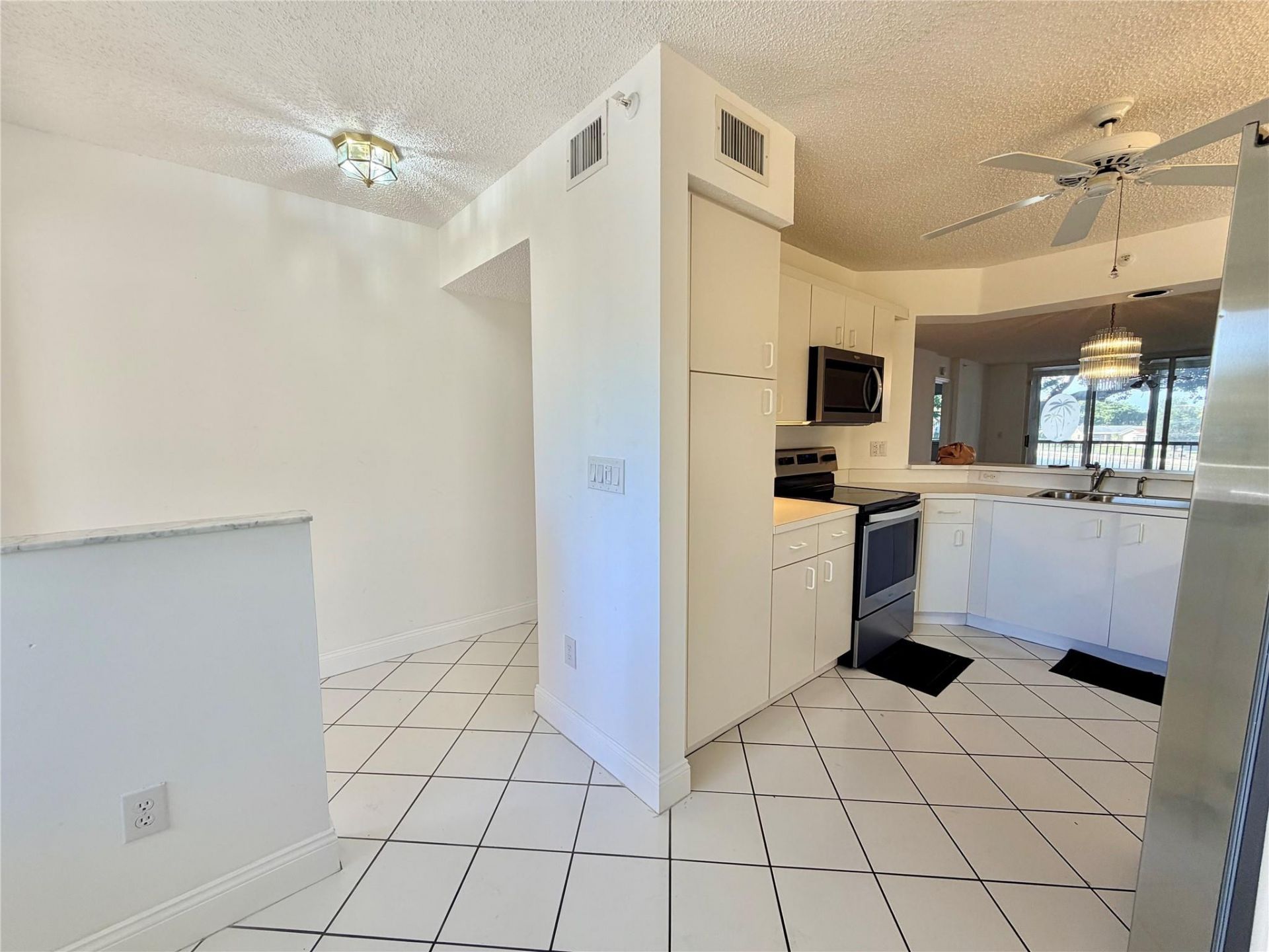 9587 Weldon Circle, Unit B204, Tamarac, FL 33321 Photo