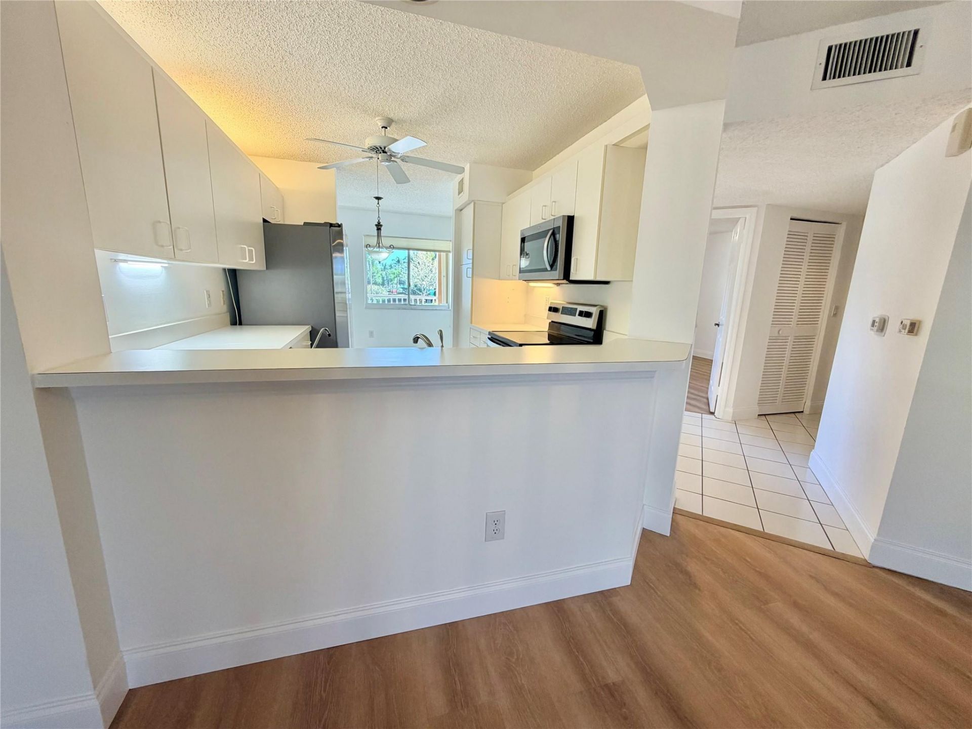 9587 Weldon Circle, Unit B204, Tamarac, FL 33321 Photo
