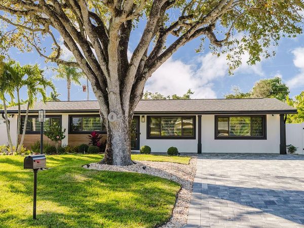 415 PITTSBURGH Drive, Jupiter, FL 33458
