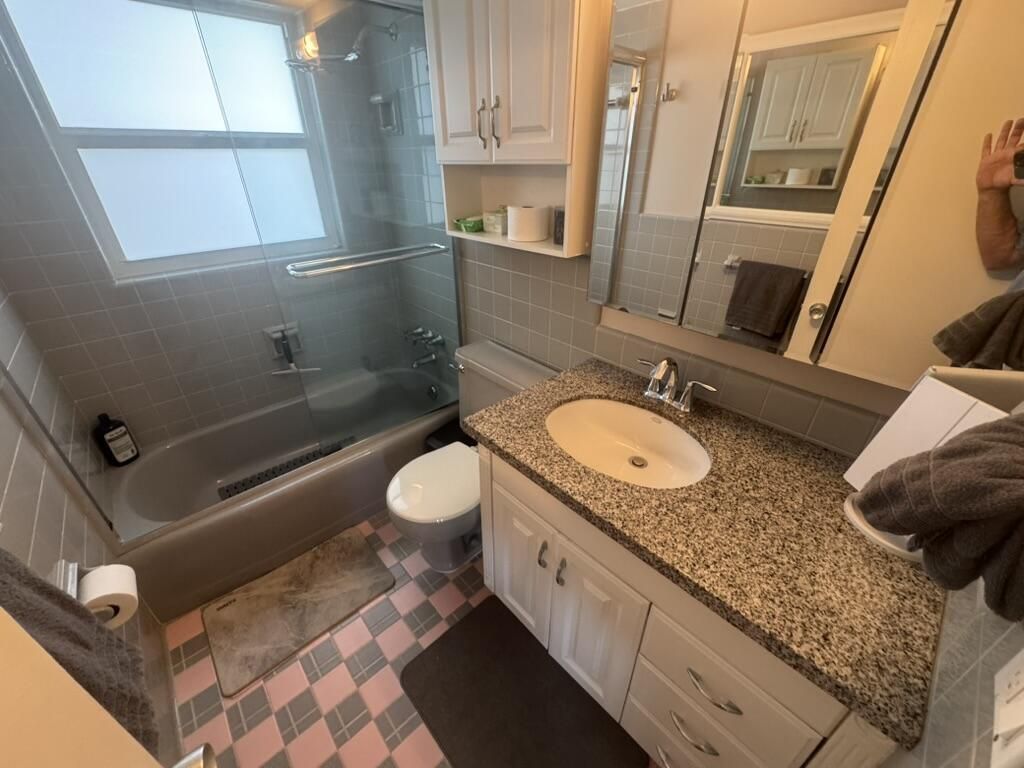 180 Isle Of Venice Drive, Unit 433, Fort Lauderdale, FL 33301 Photo