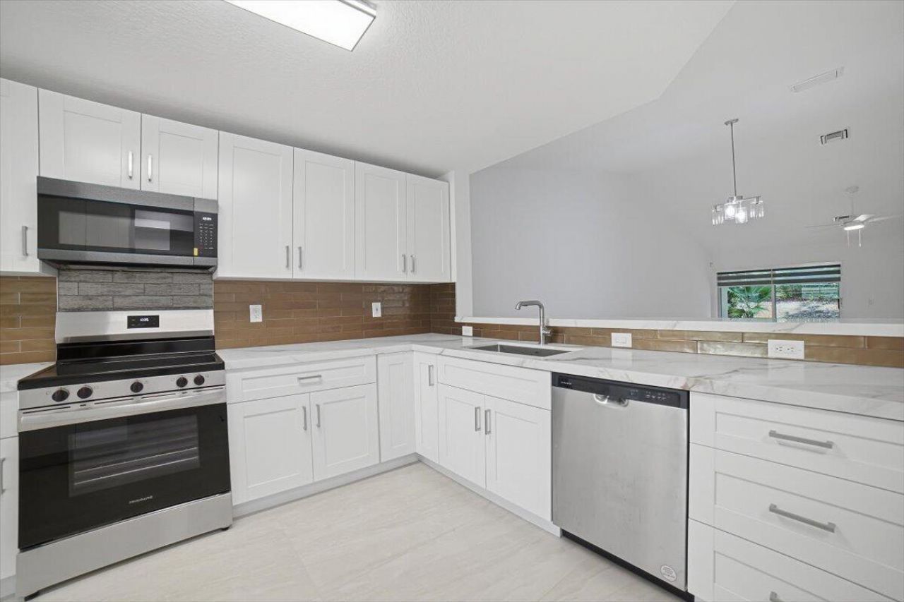 4112 Pine Ridge Lane, Weston, FL 33331 Photo