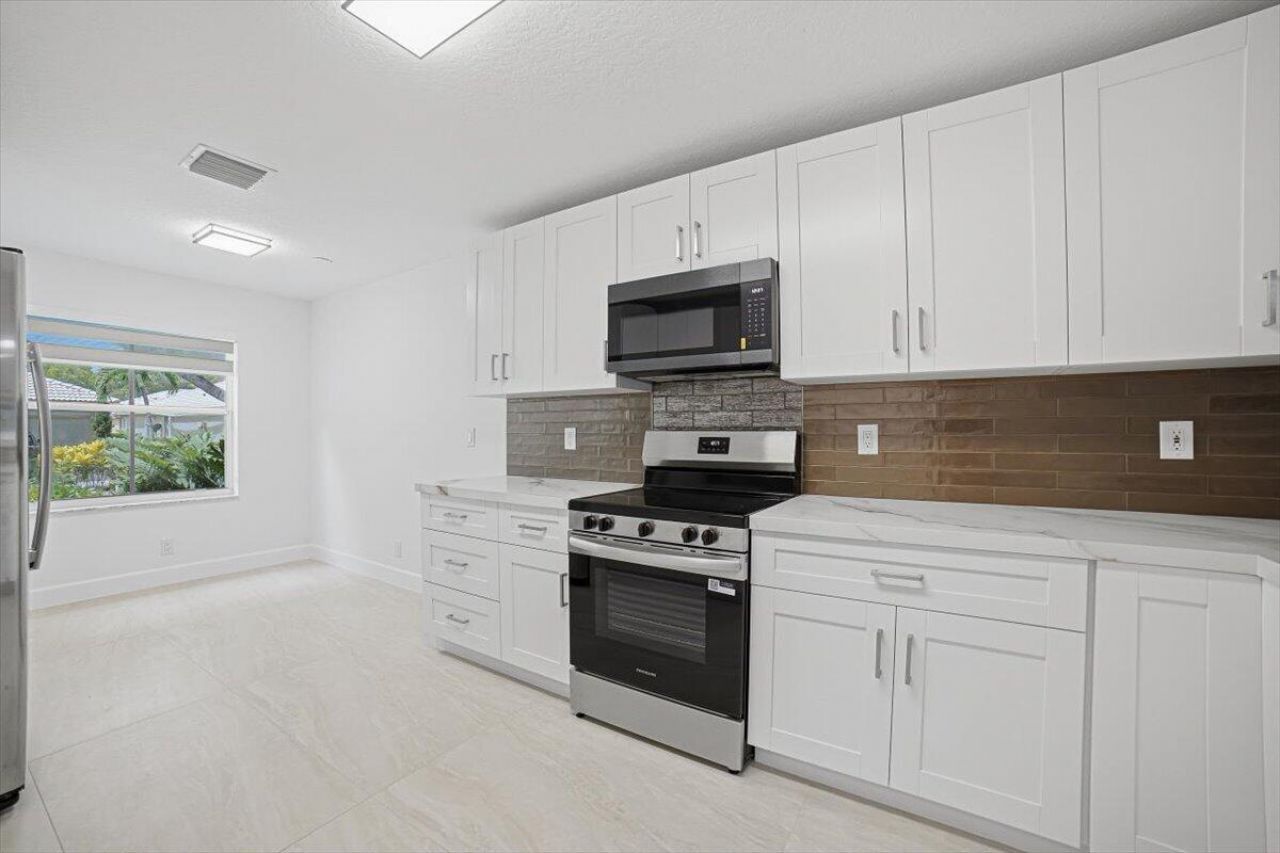4112 Pine Ridge Lane, Weston, FL 33331 Photo