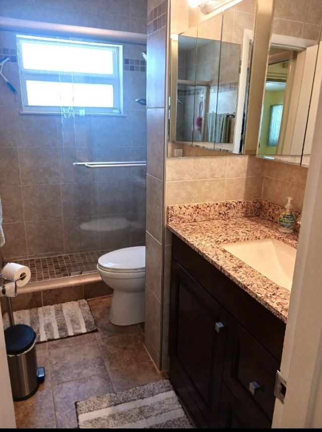 141 NE 10th Avenue, Unit 20B, Hallandale Beach, FL 33009 Photo