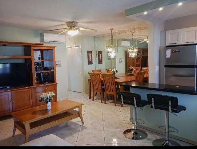 141 NE 10th Avenue, Unit 20B, Hallandale Beach, FL 33009 Photo