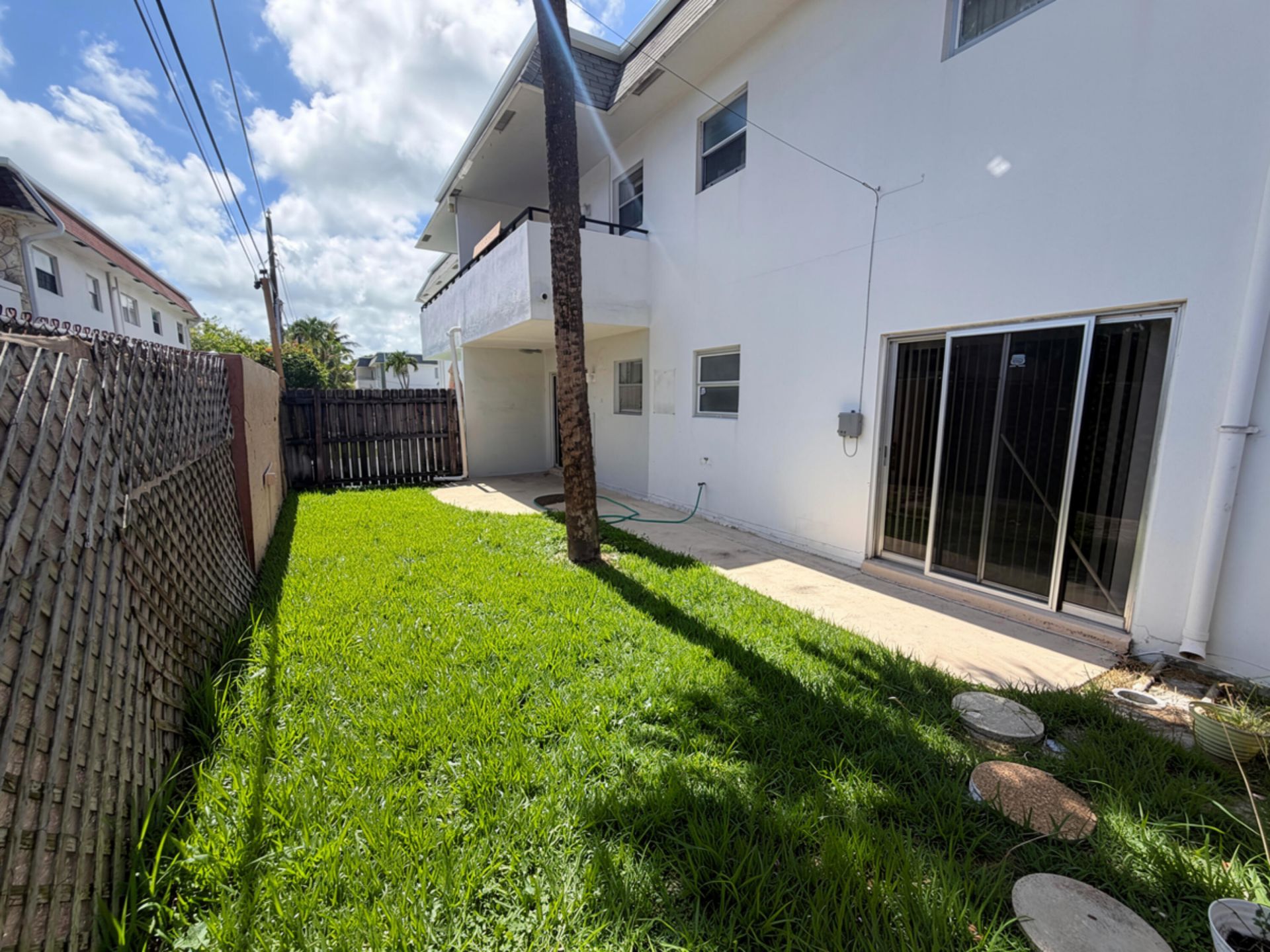 320 SW 1st Street, Unit D-2, Pompano Beach, FL 33060 Photo