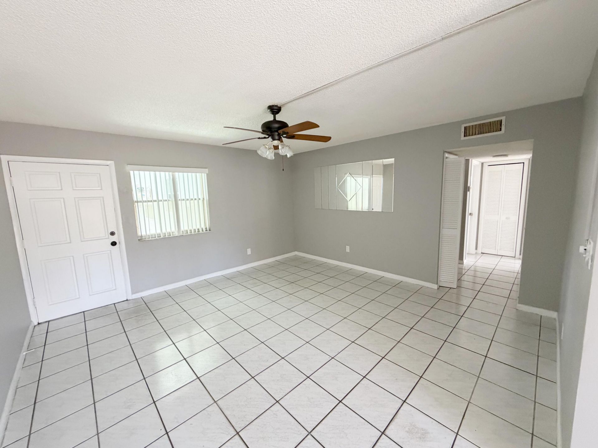 320 SW 1st Street, Unit D-2, Pompano Beach, FL 33060 Photo