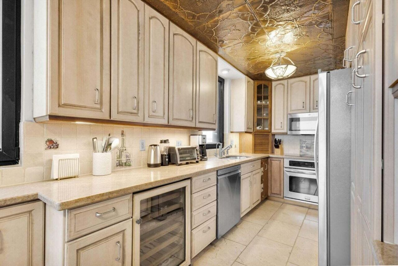 5380 N Ocean Drive, Unit 5B, Singer Island, FL 33404 Photo