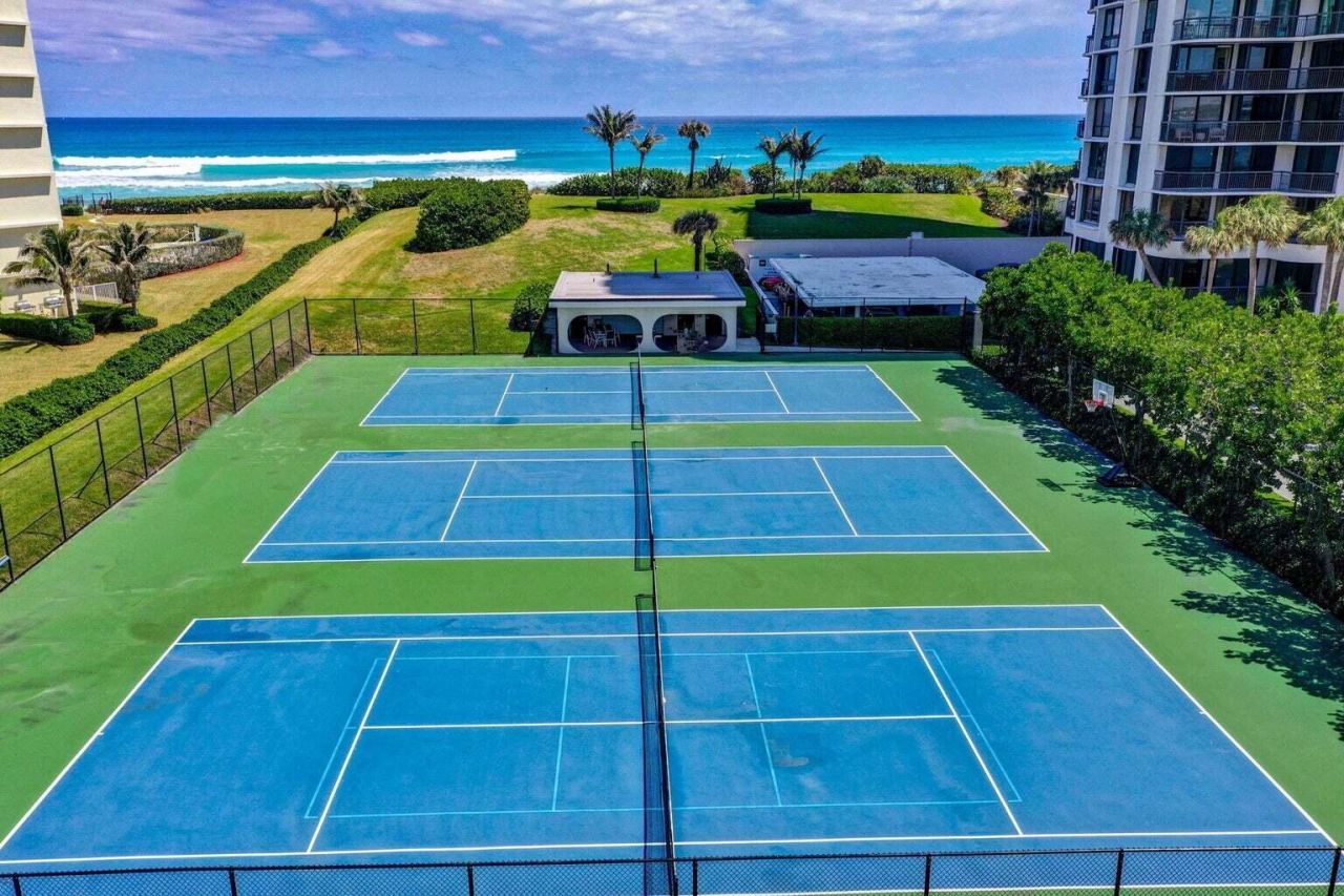 5380 N Ocean Drive, Unit 5B, Singer Island, FL 33404 Photo
