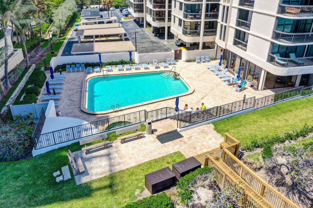 5380 N Ocean Drive, Unit 5B, Singer Island, FL 33404 Photo