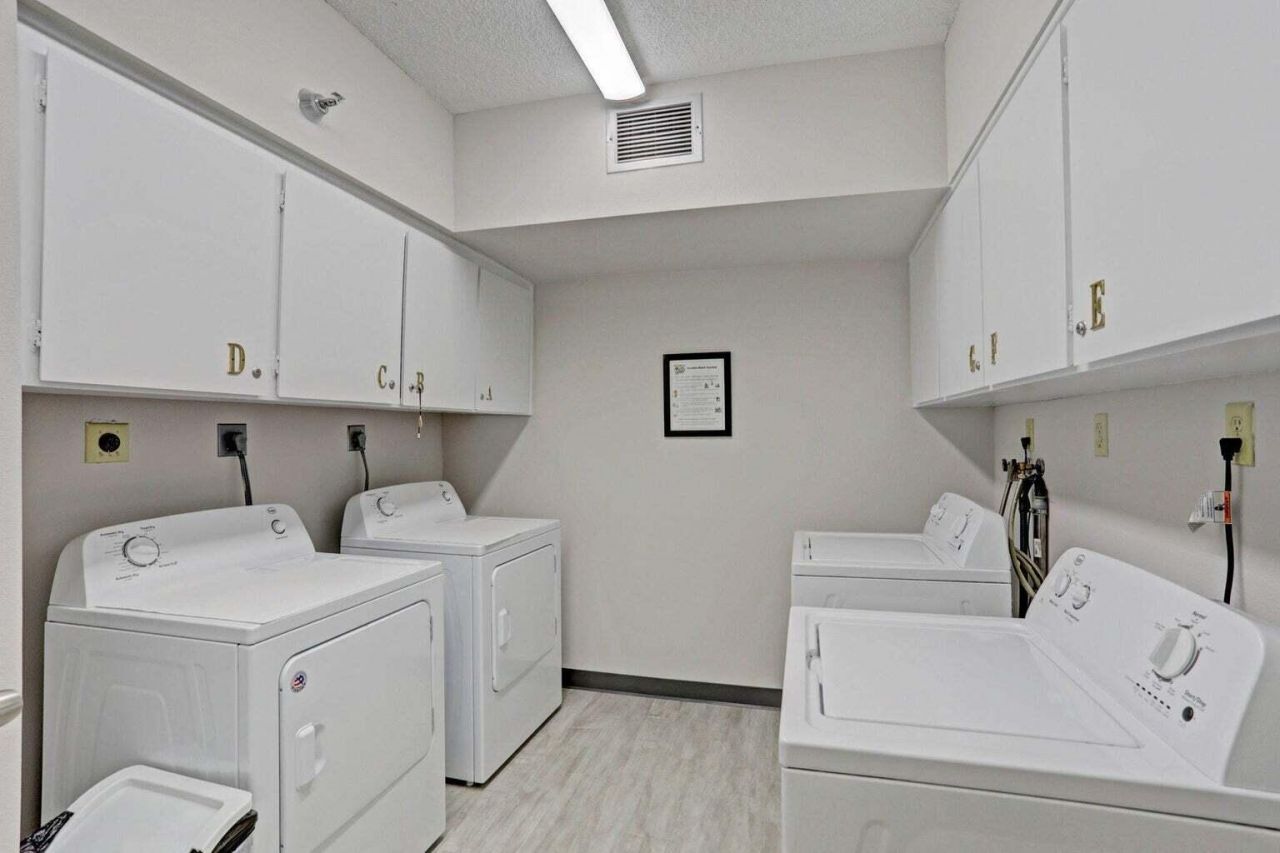 5380 N Ocean Drive, Unit 5B, Singer Island, FL 33404 Photo