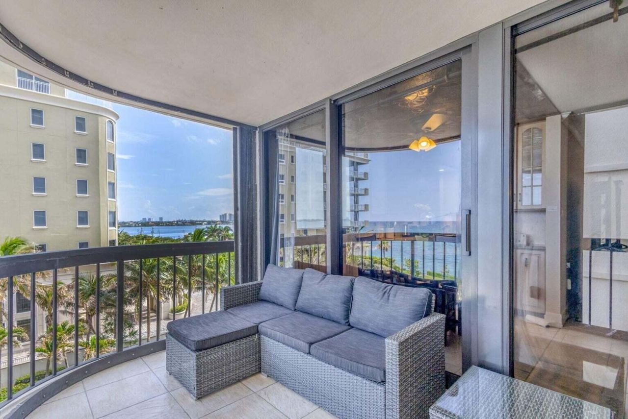 5380 N Ocean Drive, Unit 5B, Singer Island, FL 33404 Photo