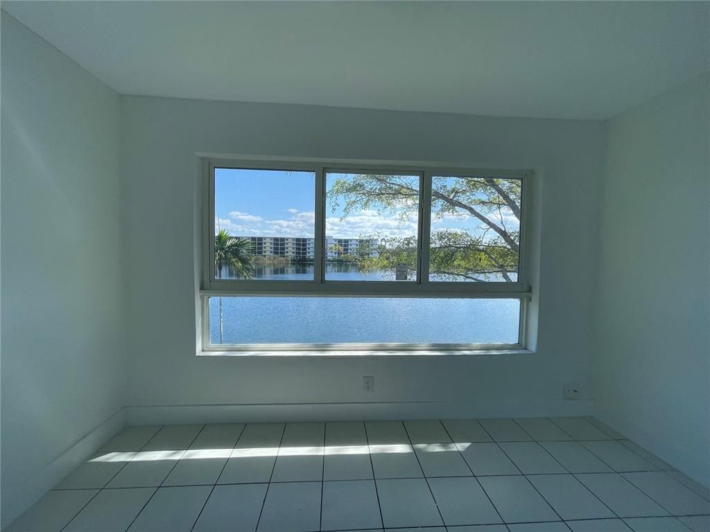 19255 NE 2nd Avenue, Unit 2224, Miami, FL 33179 Photo