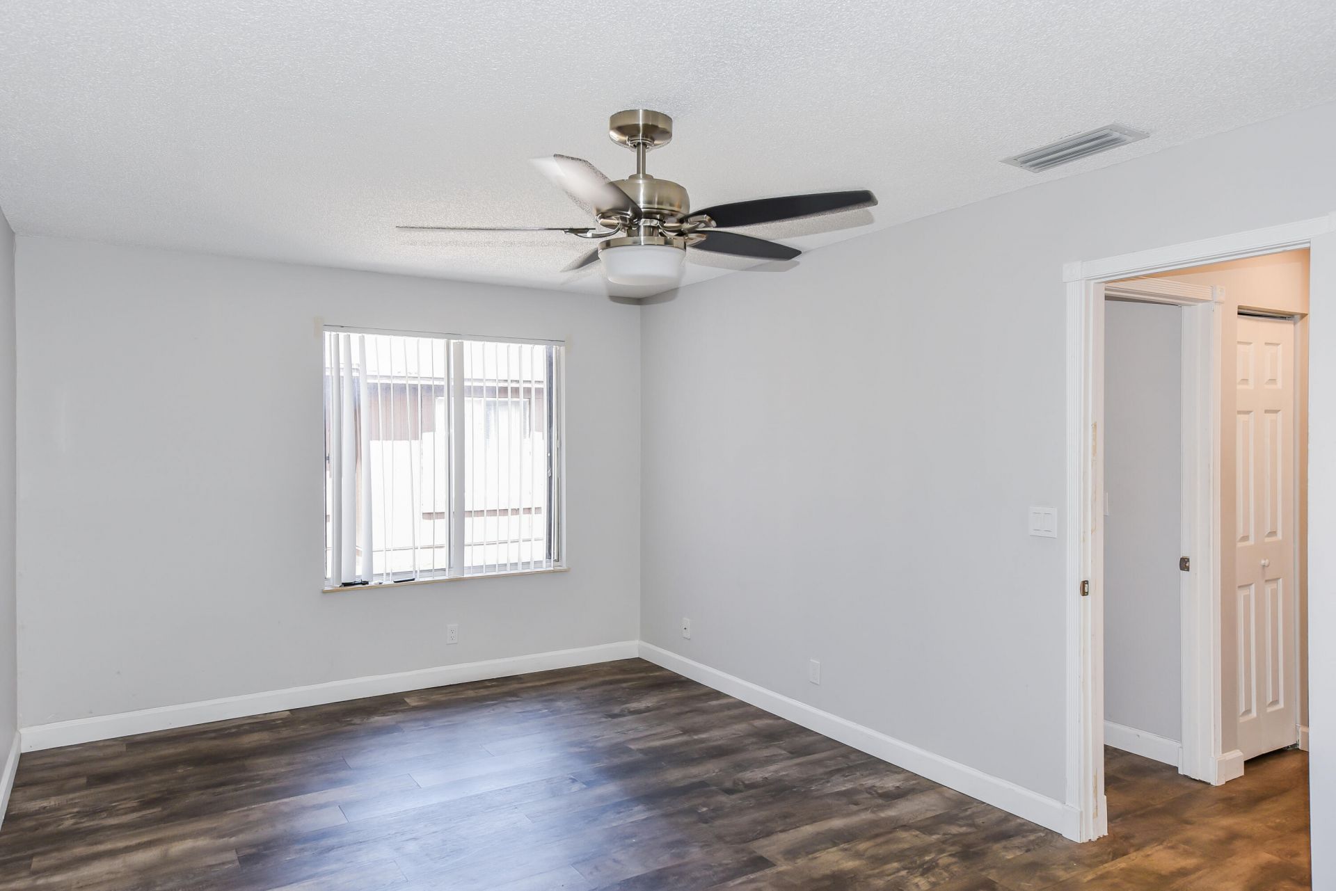 5284 Bosque Lane, Unit 52, West Palm Beach, FL 33415 Photo