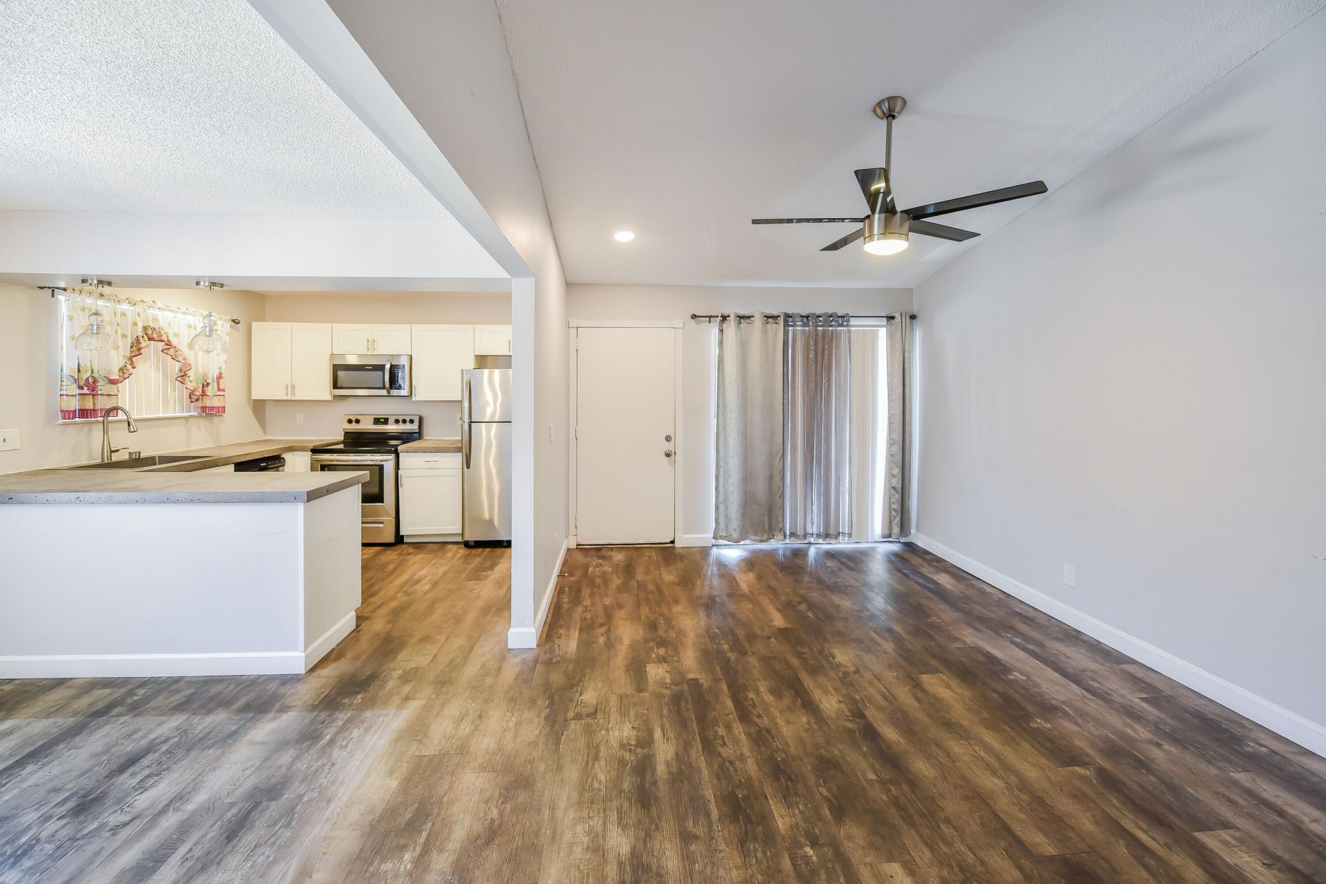 5284 Bosque Lane, Unit 52, West Palm Beach, FL 33415 Photo