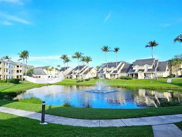 6339 La Costa Drive, Unit H, Boca Raton, FL 33433