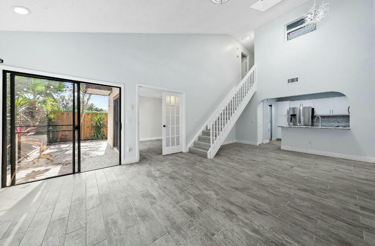 4012 Palm Bay Circle, Unit D, West Palm Beach, FL 33406 Photo