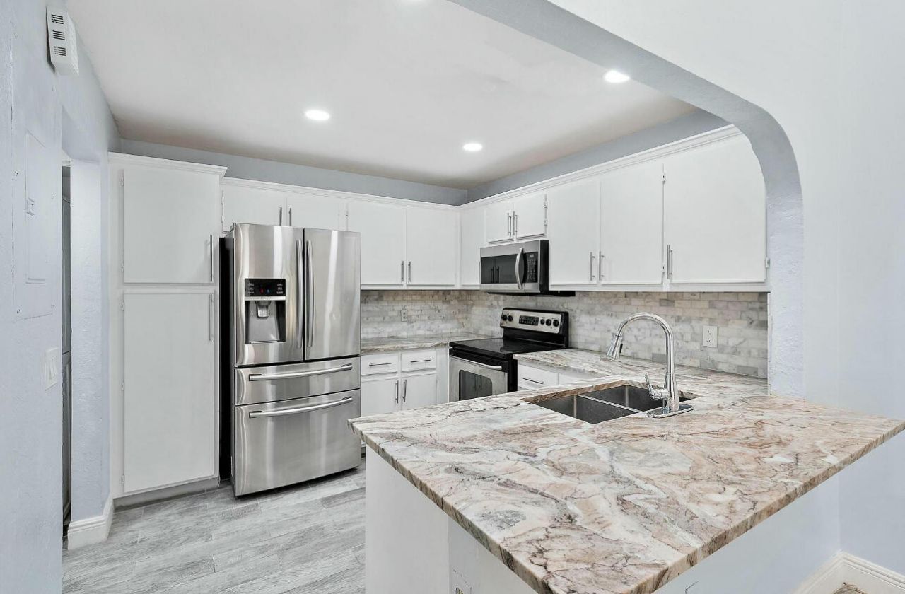 4012 Palm Bay Circle, Unit D, West Palm Beach, FL 33406 Photo